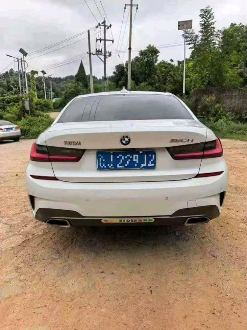 邵阳22年宝马3系9