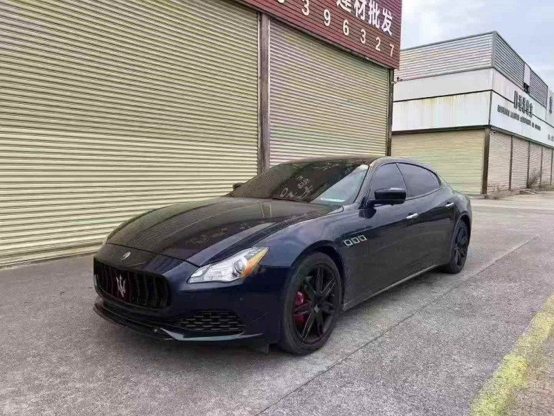 珠海14年玛莎拉蒂总裁3