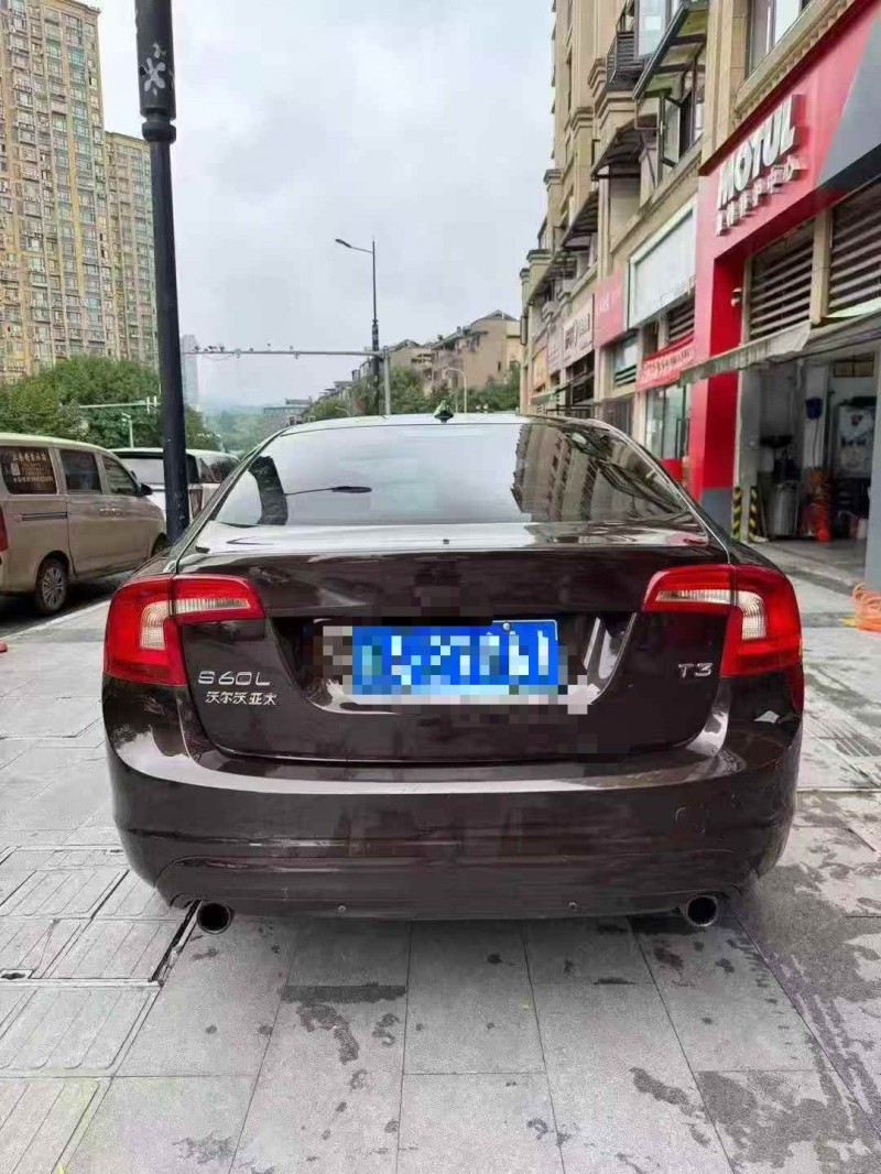 重庆19年沃尔沃S60L8
