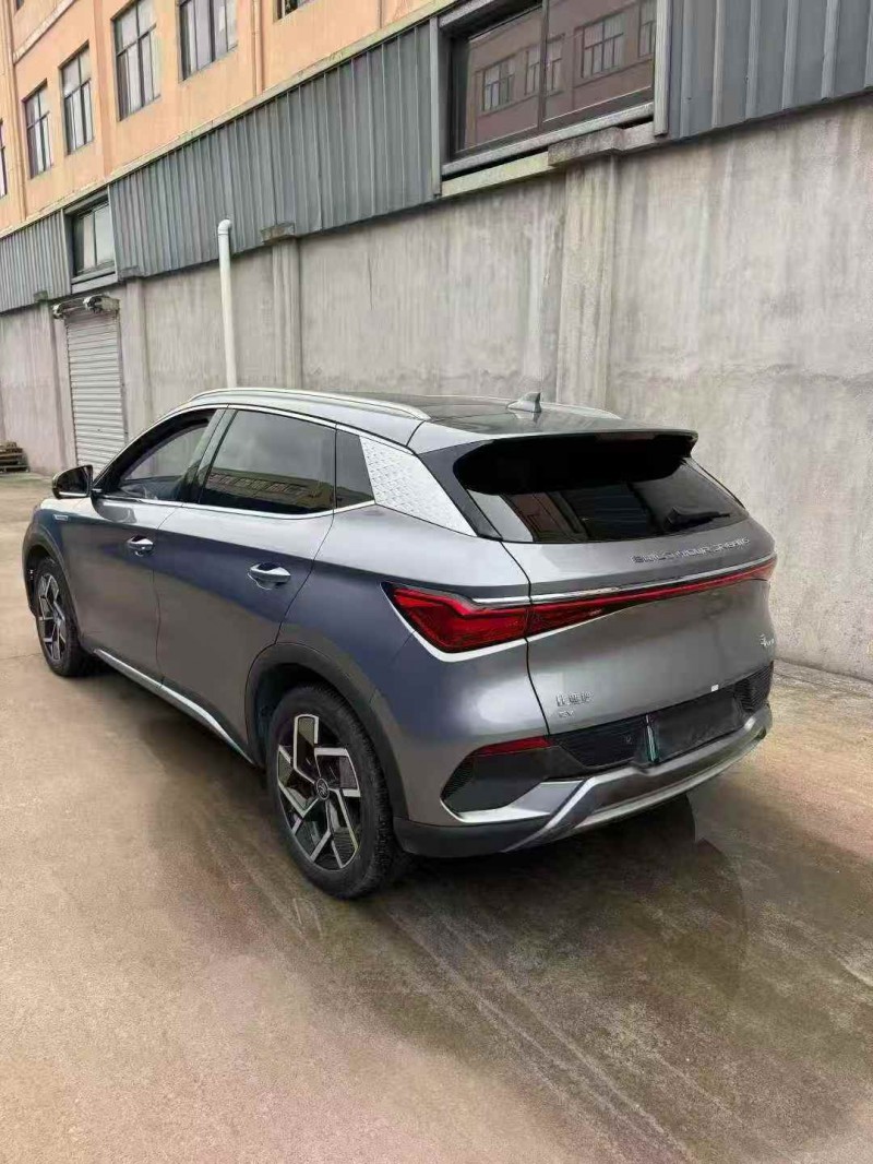 衢州23年比亚迪元8