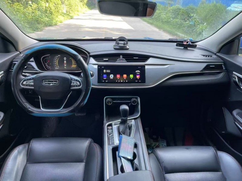 济宁19年吉利缤瑞4