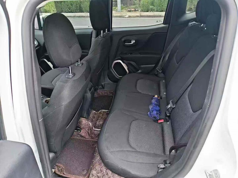 洛阳18年Jeep自由侠5