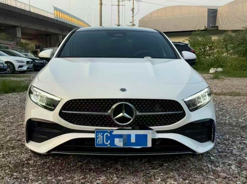 金华23年奔驰A1