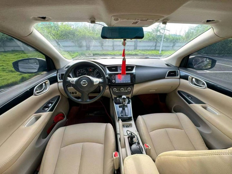 广州17年日产轩逸3