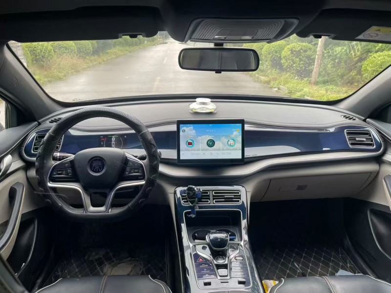 济宁23年比亚迪秦4