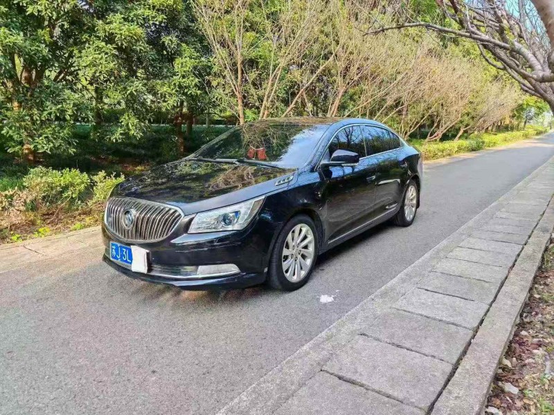 常州16年别克君越2