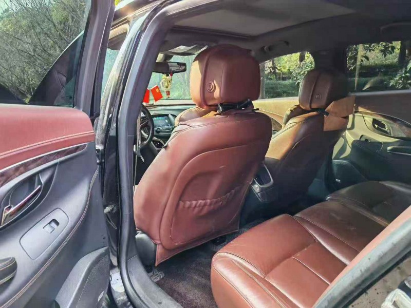 常州16年别克君越3