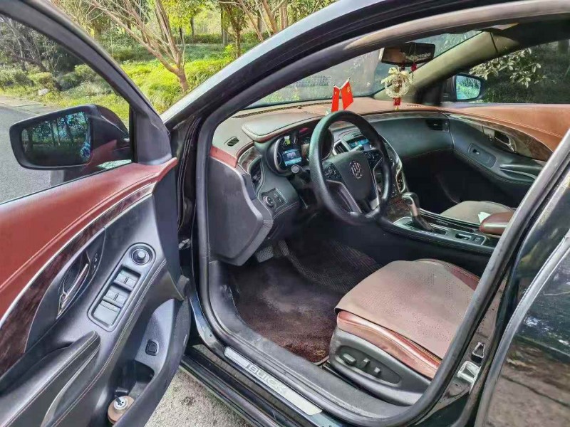 常州16年别克君越8