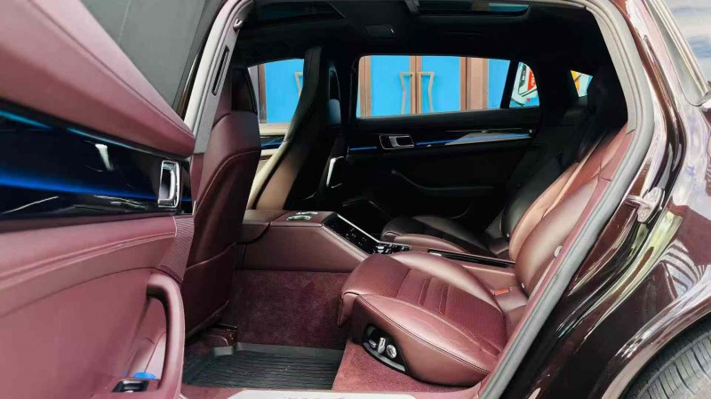 深圳21年保时捷帕拉梅拉4