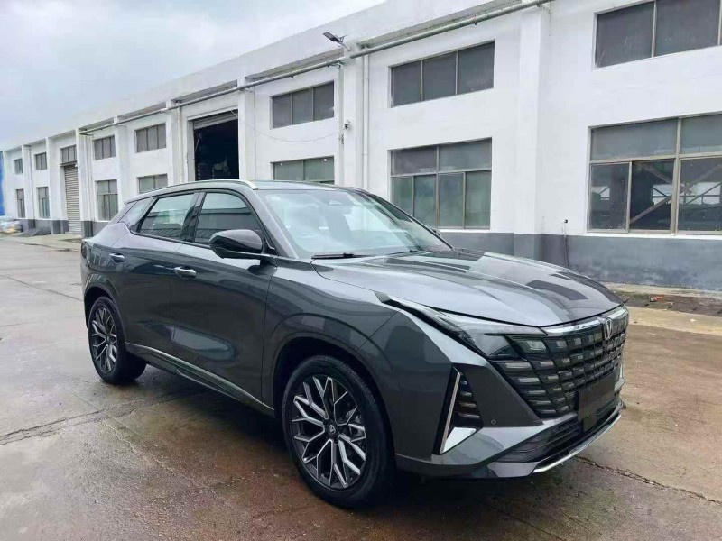 南通25年长安汽车UNI2