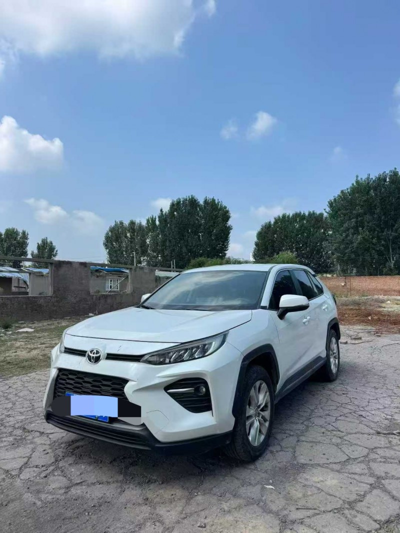 鹤壁22年丰田威兰达6