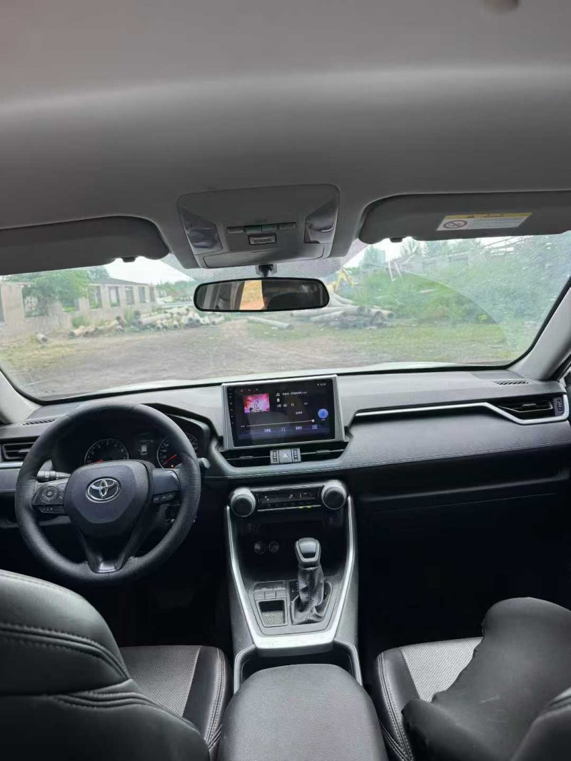 鹤壁22年丰田威兰达7