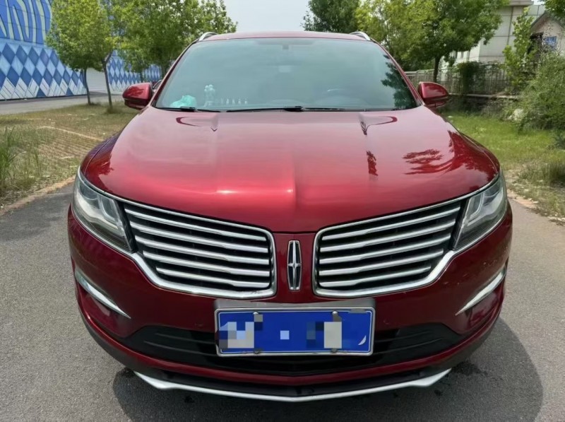 济宁15年林肯MKC1