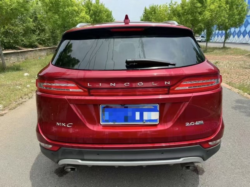 济宁15年林肯MKC9