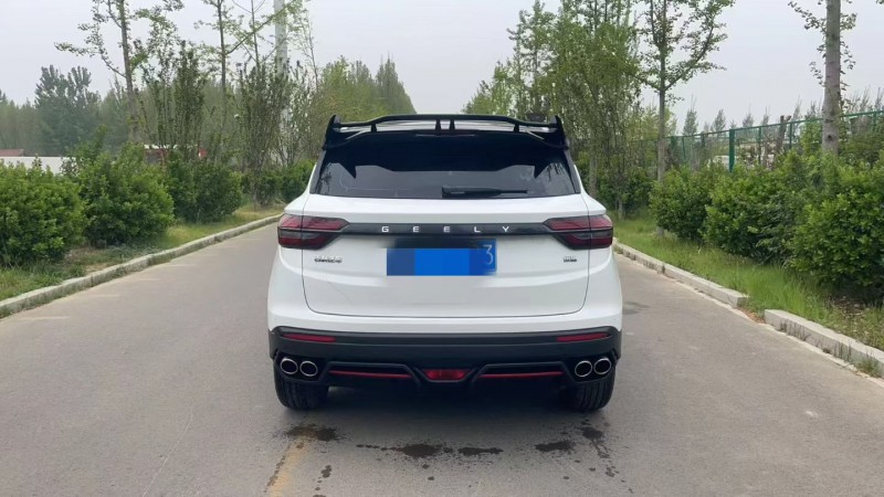 济宁22年吉利缤越9