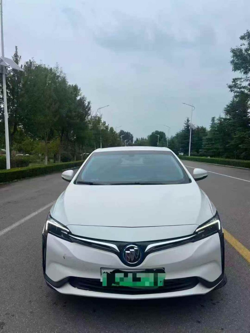 泰安22年别克微蓝1