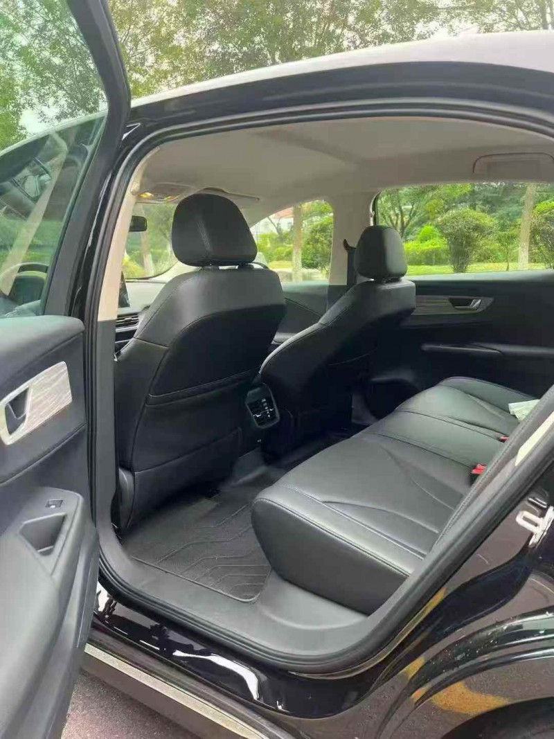 泰安25年红旗E-QM57