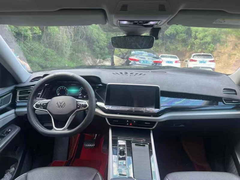 福州22年大众途昂8