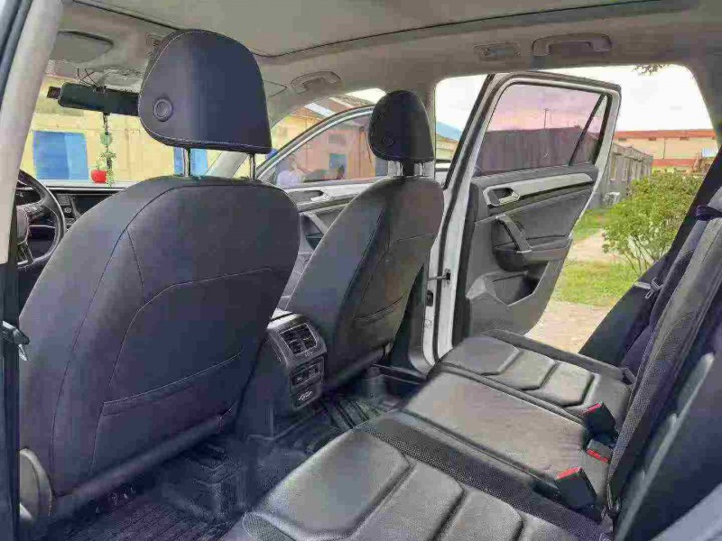 徐州19年大众探岳8