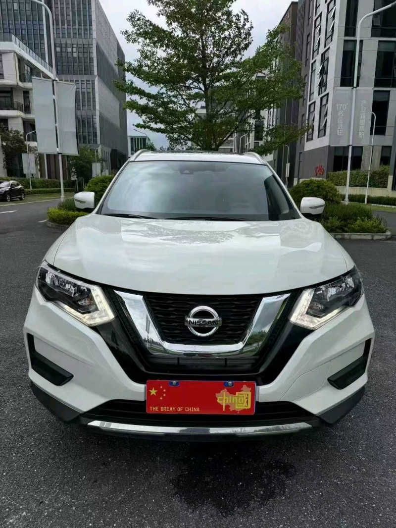 广州24年日产奇骏1