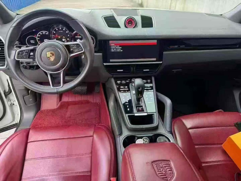 衢州19年保时捷卡宴4