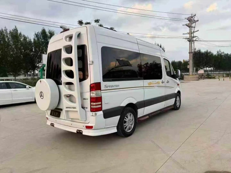 徐州15年奔驰斯宾特8