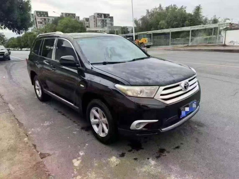 武汉14年丰田汉兰达2