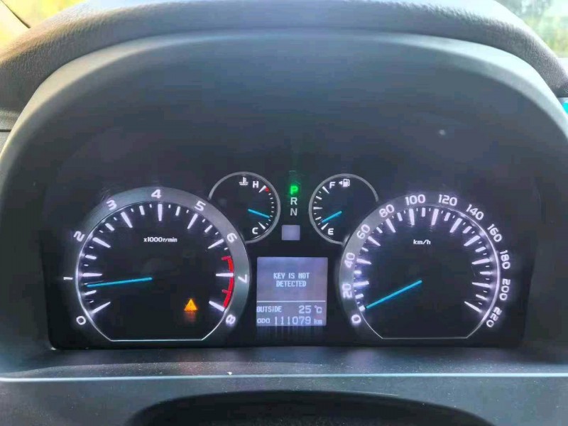 宜昌15年丰田埃尔法6