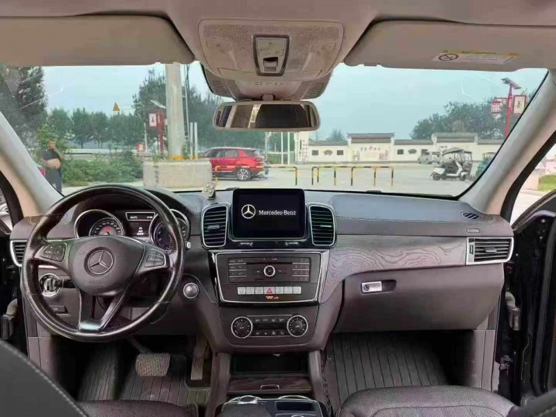 徐州17年奔驰GLE4