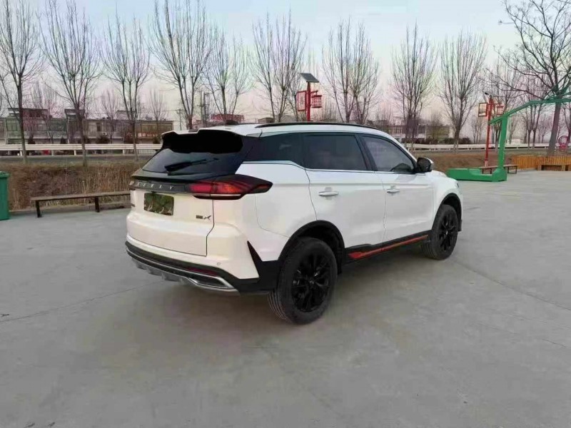 徐州22年吉利博越8