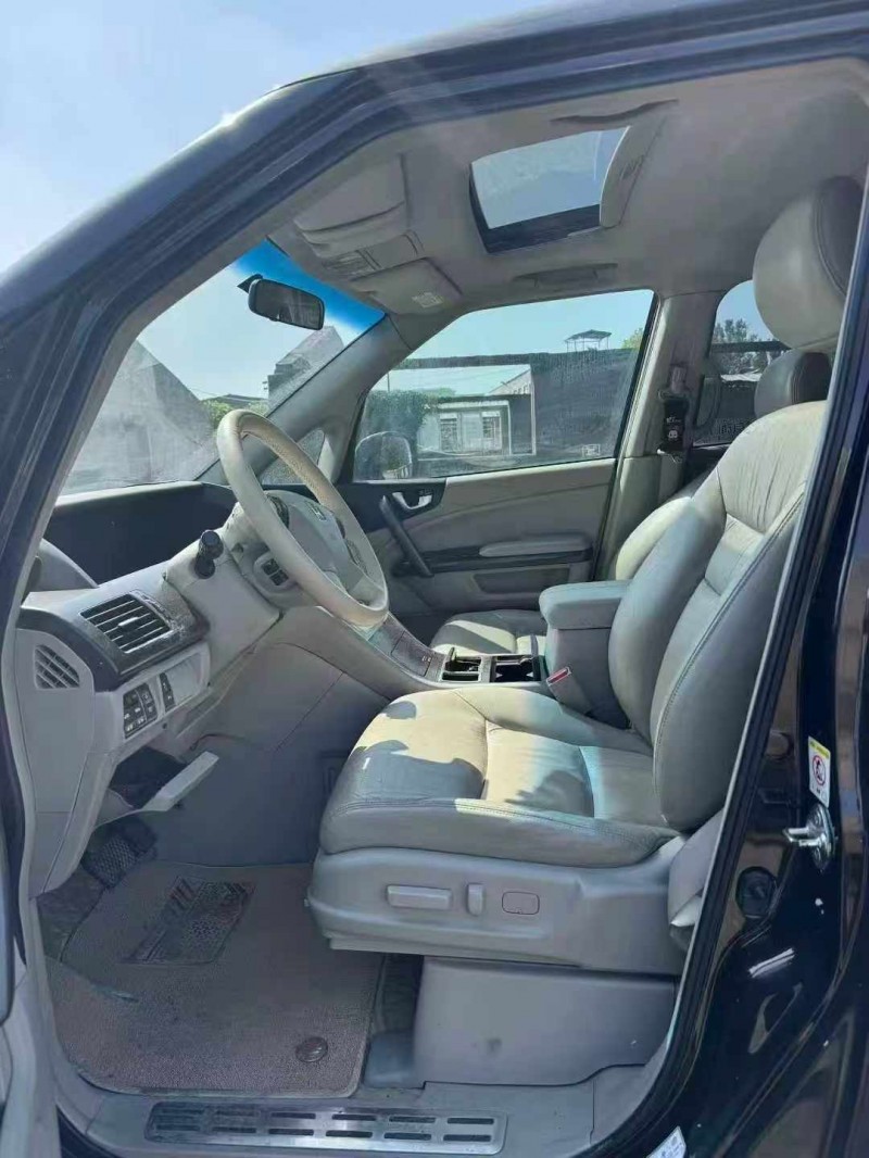 鹤壁15年本田艾力绅5