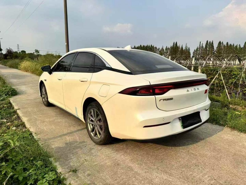 衢州23年传祺埃安S8