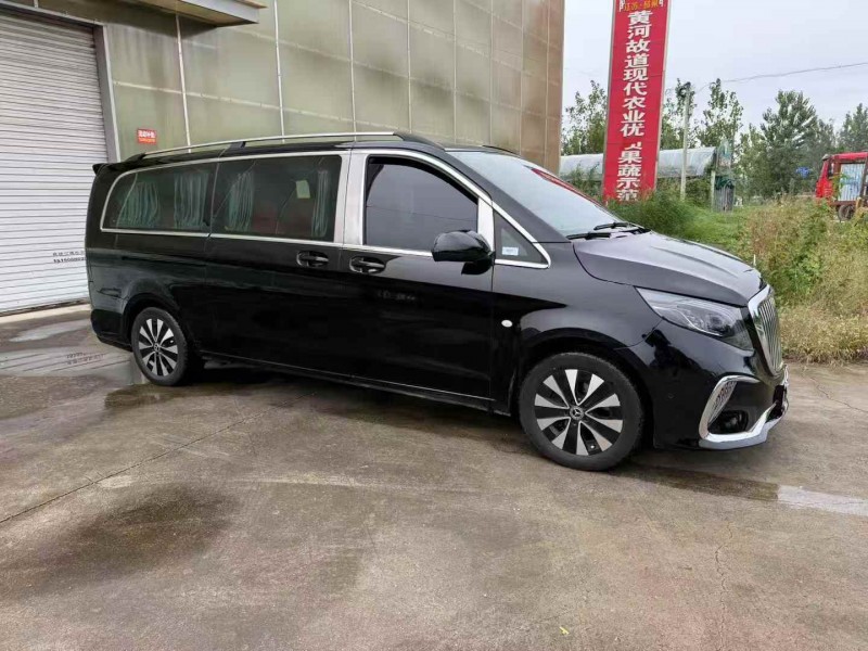 徐州23年奔驰威霆3