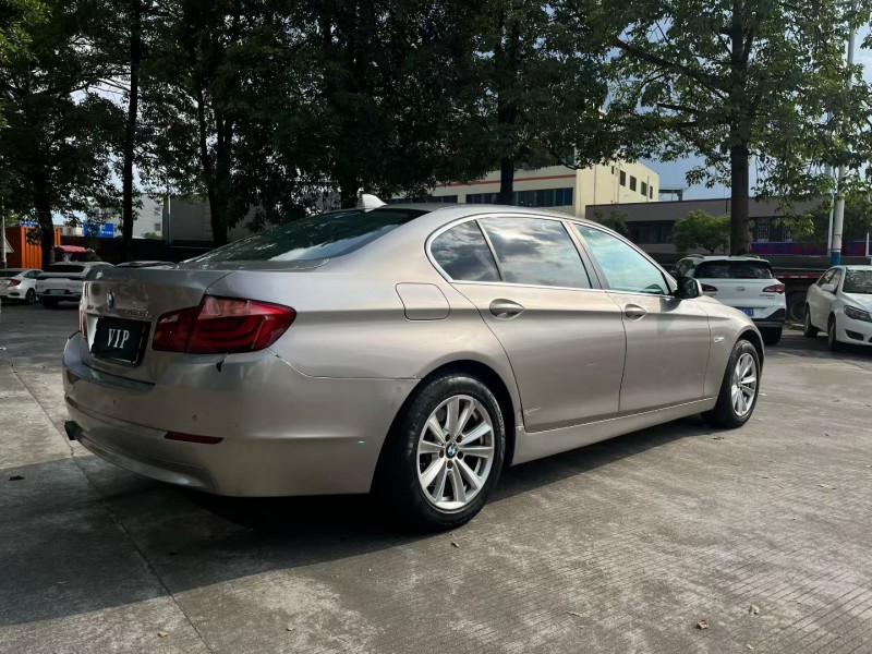 中山13年宝马5系7