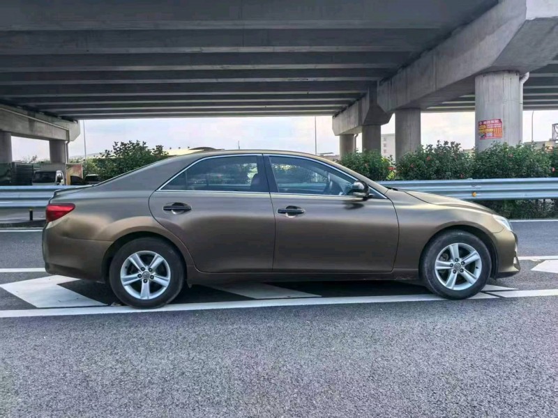 广州14年丰田锐志4