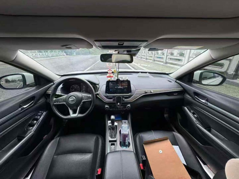 莱芜22年日产天籁4