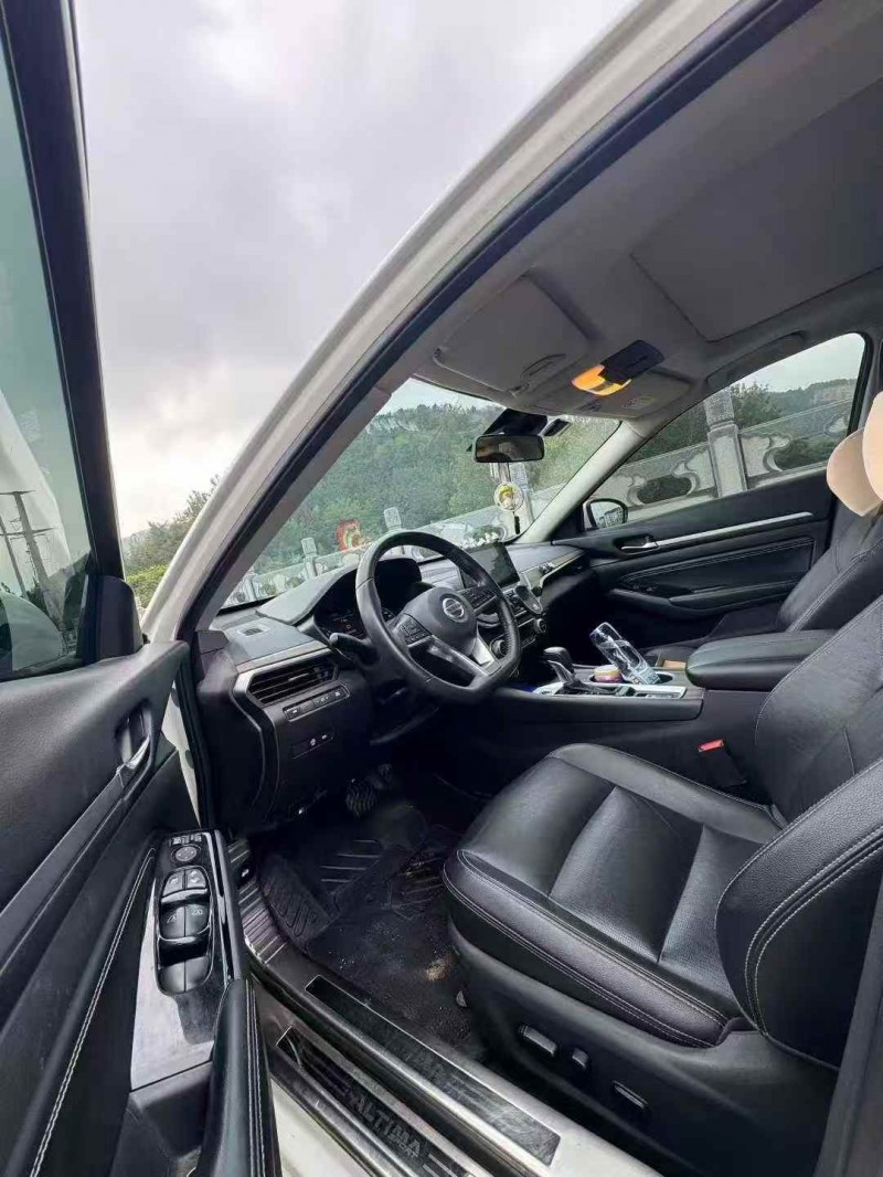 莱芜22年日产天籁5