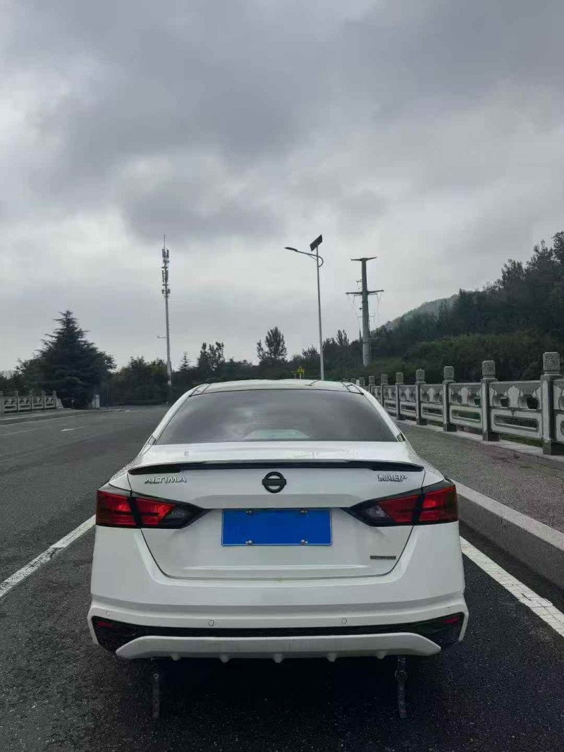 莱芜22年日产天籁9