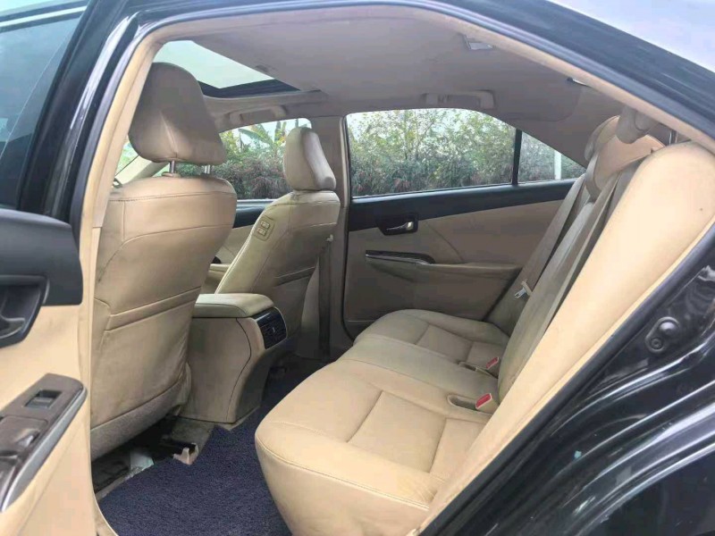 广州15年丰田凯美瑞8