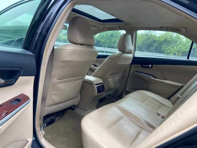 广州13年丰田凯美瑞8