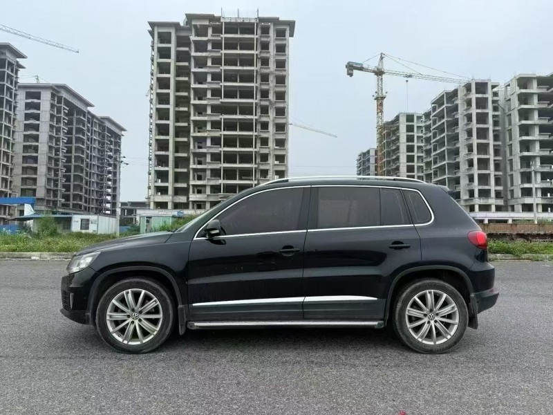 南宁14年大众途观8