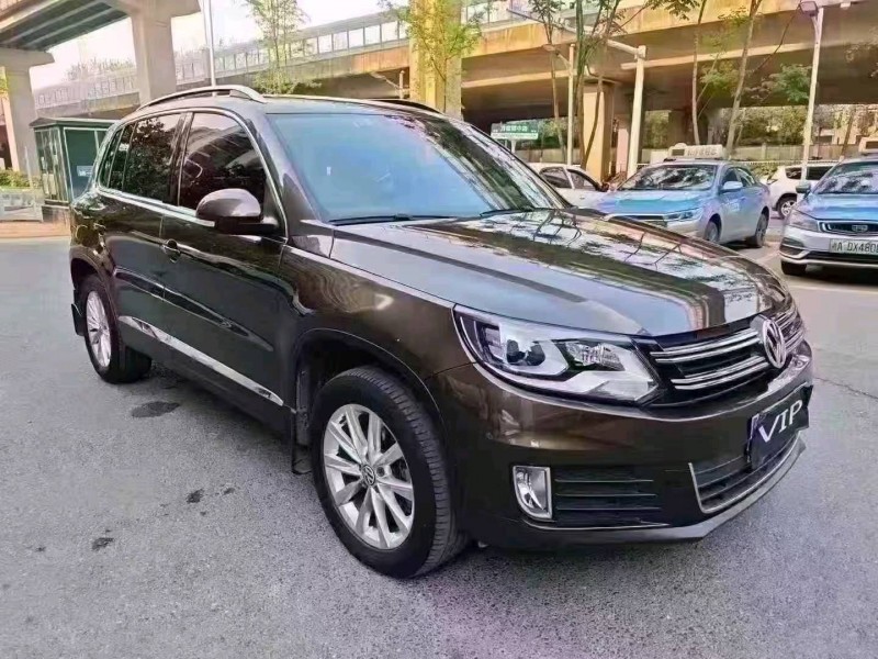 长沙19年大众途观5