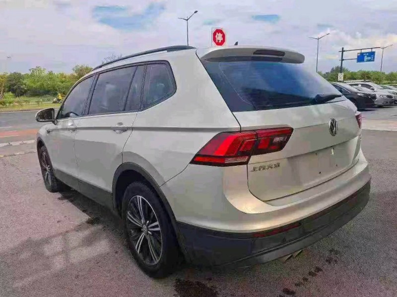 台州19年大众途观4