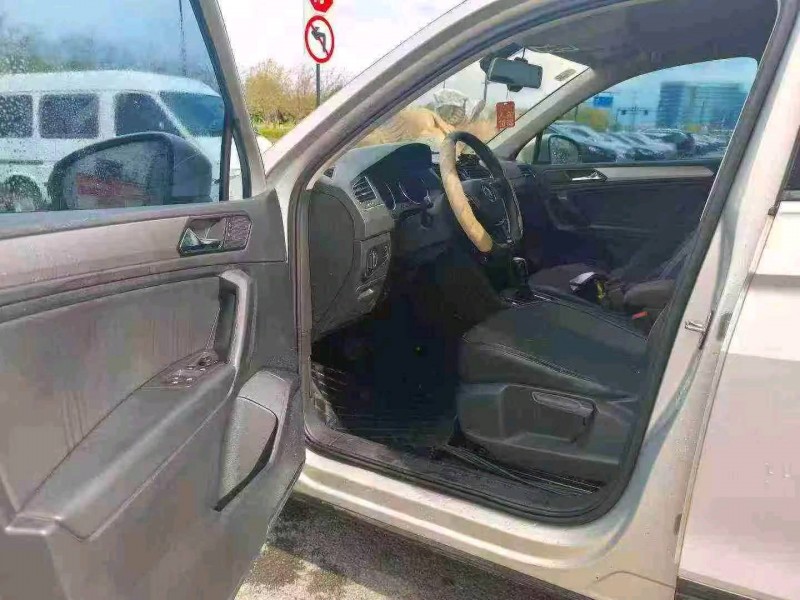 台州19年大众途观7