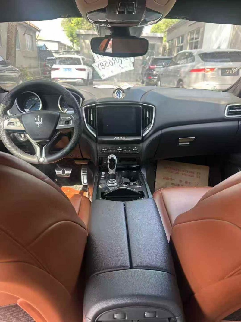 临沂17年玛莎拉蒂Ghibli4