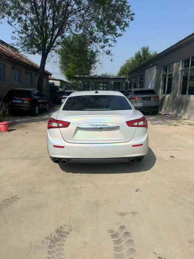 临沂17年玛莎拉蒂Ghibli8