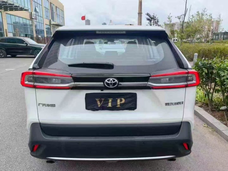 济宁21年丰田威兰达9