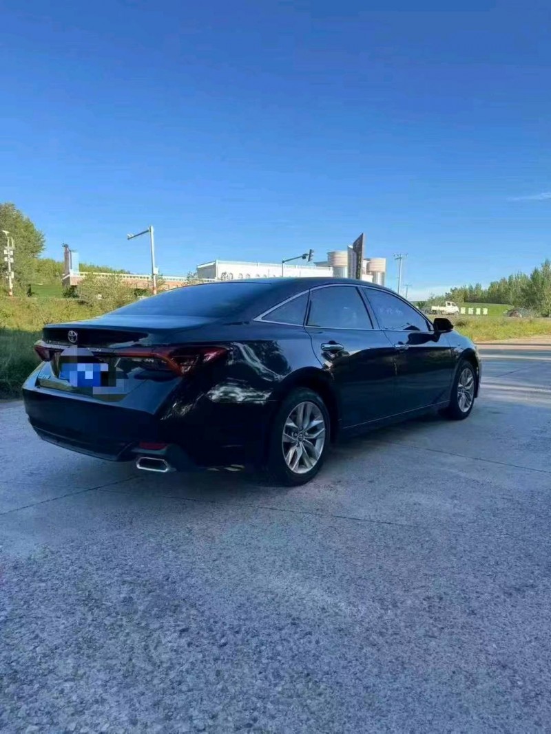 台州21年丰田亚洲龙9