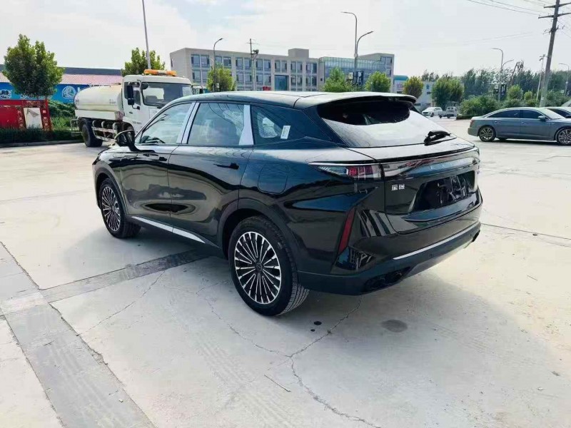 日照25年奇瑞星途8