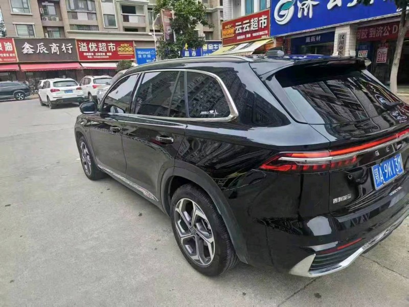 武汉23年吉利星越8